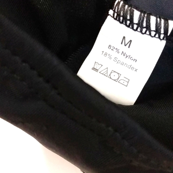 BLACK PLUNGE V-NECK CRISS-CROSS BACK RUCHED BOTTOM ONE PIECE SWIMSUIT SZ MEDIUM - Picture 9 of 9